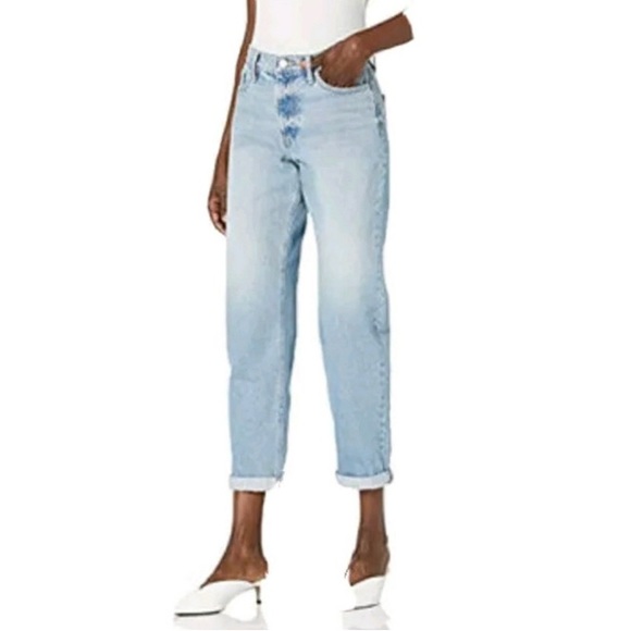 Calvin Klein Jeans Denim - Calvin Klein~NWT~Women’s Mid Rise Slim‎ Boyfriend Light Wash Jeans~Sz 31